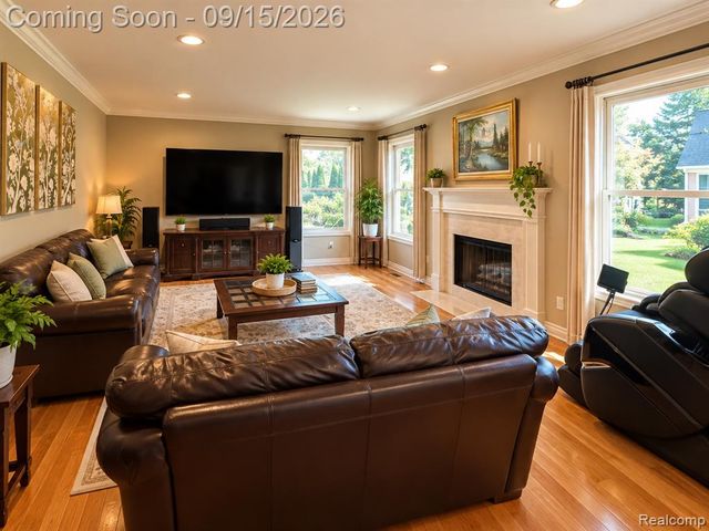 37673 Mckenzie Court, Farmington Hills, MI 48331