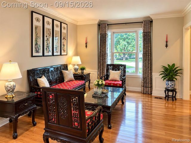 37673 Mckenzie Court, Farmington Hills, MI 48331
