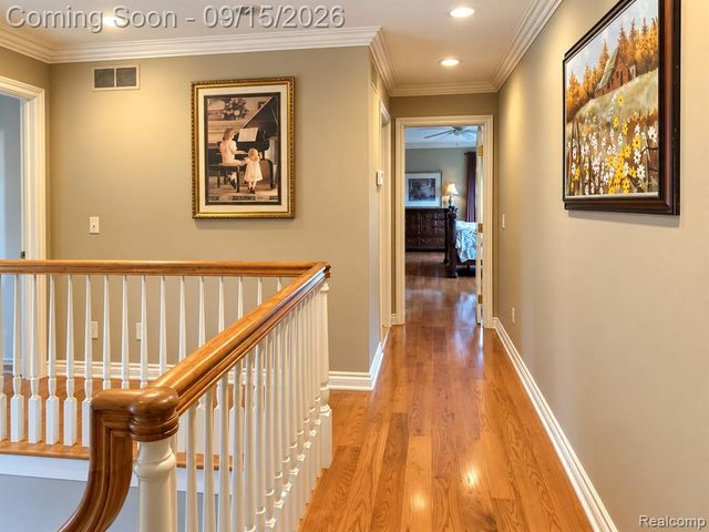 37673 Mckenzie Court, Farmington Hills, MI 48331
