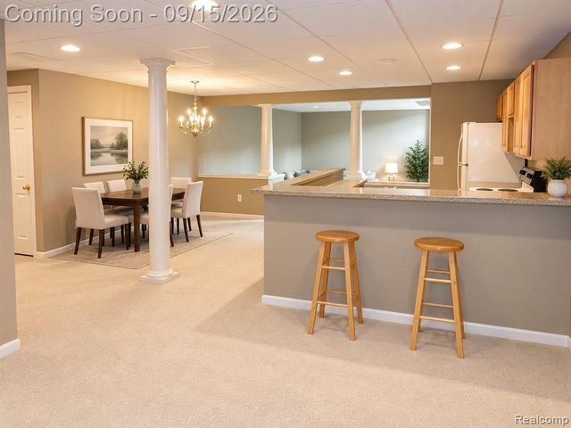 37673 Mckenzie Court, Farmington Hills, MI 48331