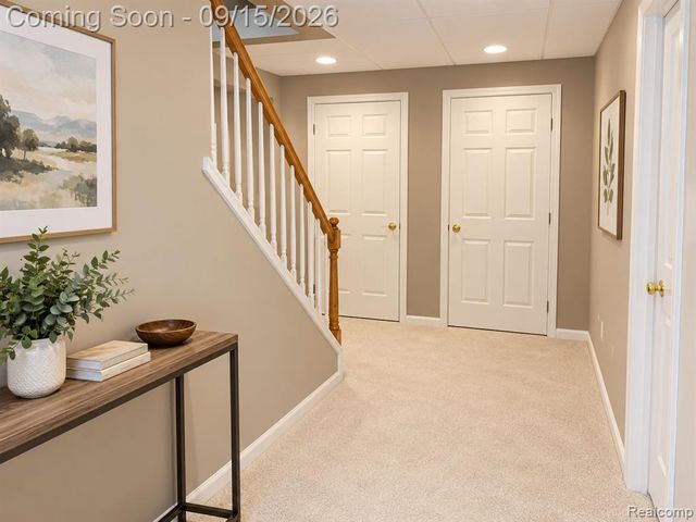 37673 Mckenzie Court, Farmington Hills, MI 48331