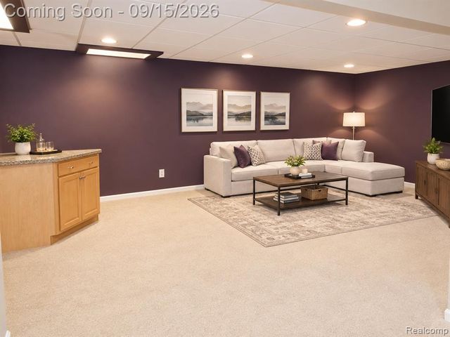 37673 Mckenzie Court, Farmington Hills, MI 48331