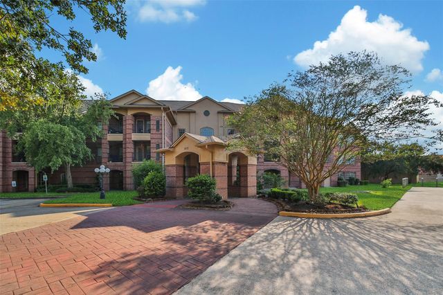 2815 Kings Crossing Drive 214, Kingwood, TX 77345