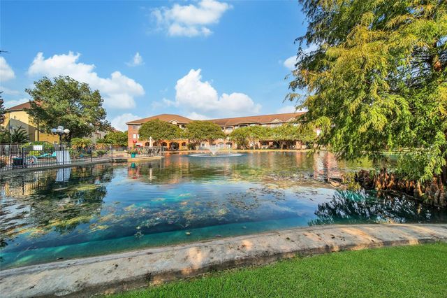 2815 Kings Crossing Drive 214, Kingwood, TX 77345