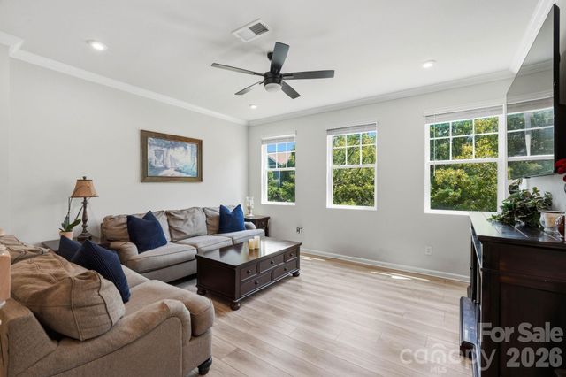 16705 Summers Walk Boulevard, Davidson, NC 28036