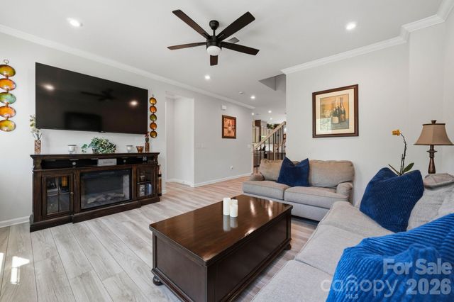 16705 Summers Walk Boulevard, Davidson, NC 28036
