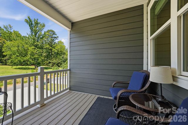 16705 Summers Walk Boulevard, Davidson, NC 28036