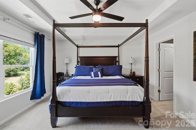16705 Summers Walk Boulevard, Davidson, NC 28036