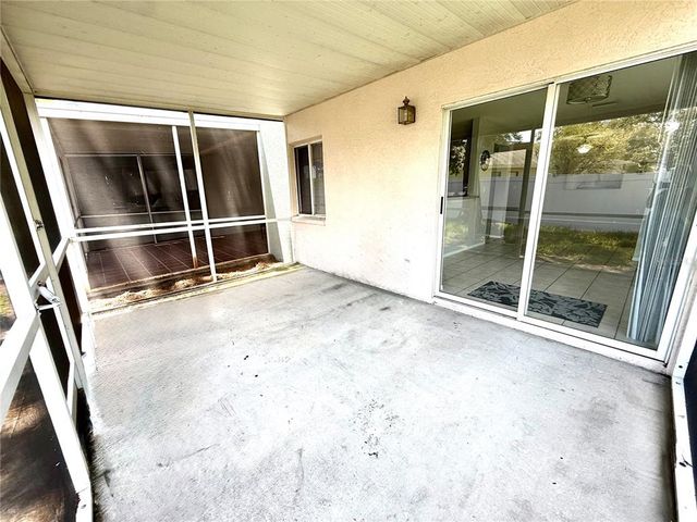 2037 FLUORSHIRE DRIVE, Brandon, FL 33511