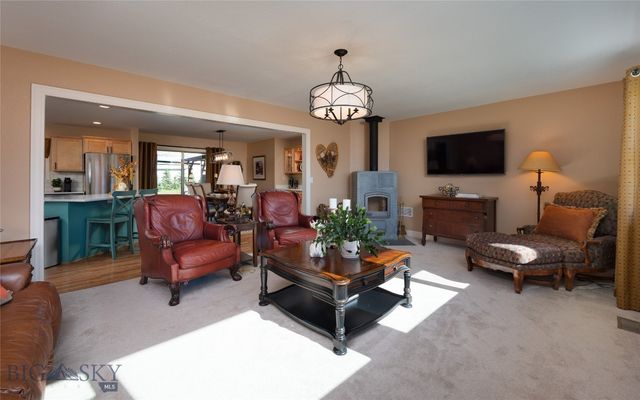 14 Little Bunny Lane, Livingston, MT 59047