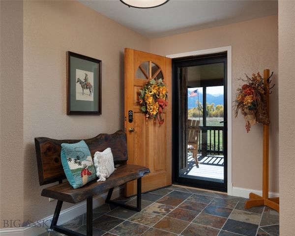 14 Little Bunny Lane, Livingston, MT 59047