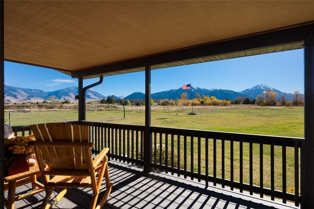 14 Little Bunny Lane, Livingston, MT 59047
