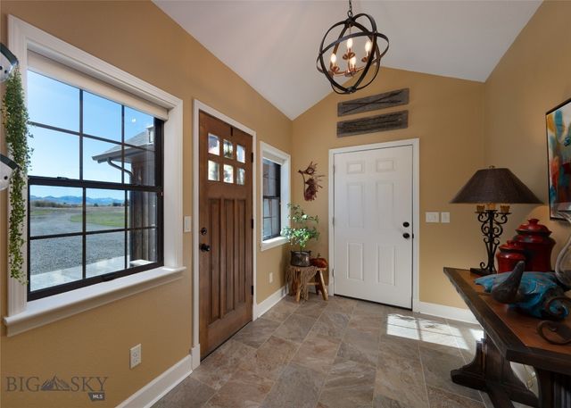 14 Little Bunny Lane, Livingston, MT 59047