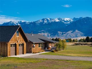 14 Little Bunny Lane, Livingston, MT 59047