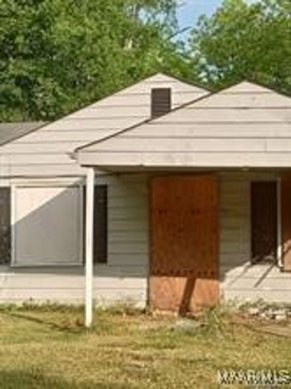 131 Azalea Drive, Montgomery, AL 36105