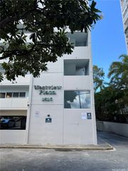 1516 Ward Avenue 401, Honolulu, HI 96822
