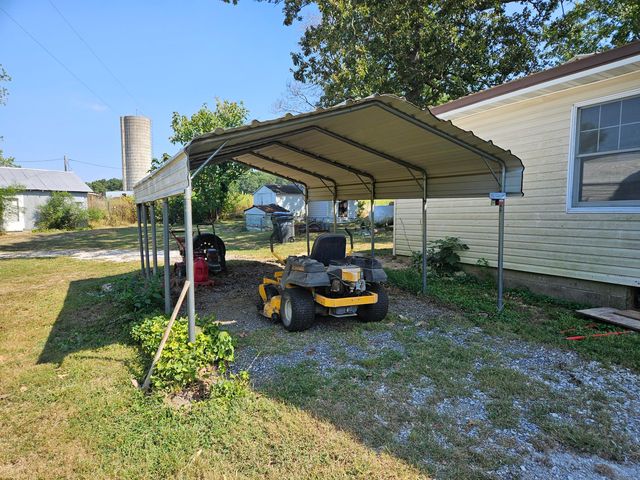23594 Lawrence 1140, Verona, MO 65769