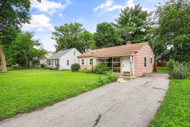 4252 Doncaster Drive, Madison, WI 53711