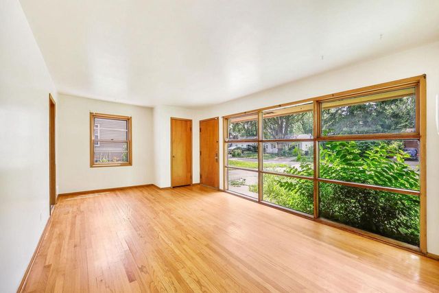 4252 Doncaster Drive, Madison, WI 53711