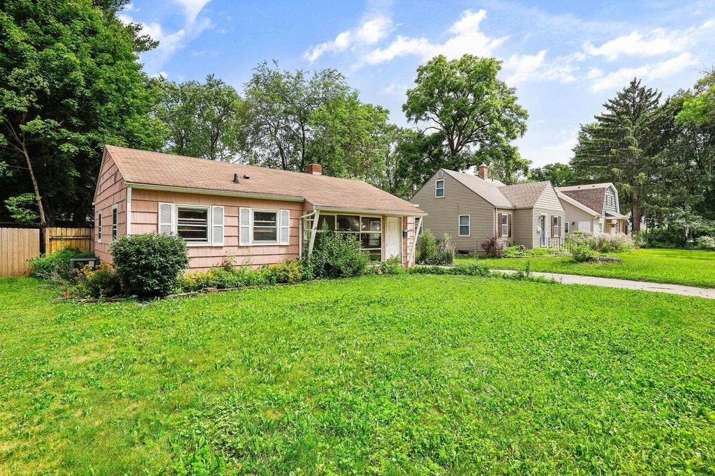 4252 Doncaster Drive, Madison, WI 53711