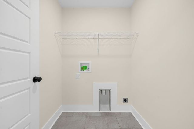 190 Dewberry Ct, Clarksville, TN 37042