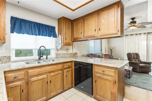 2894 Mojave Court, Highland, CA 92346