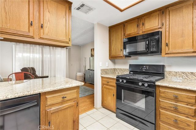 2894 Mojave Court, Highland, CA 92346