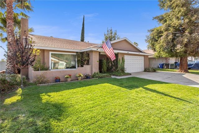 2894 Mojave Court, Highland, CA 92346