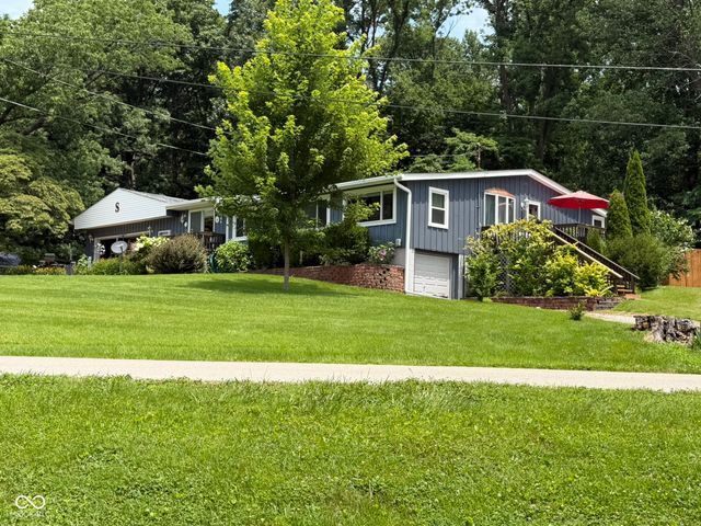 9264 E Mallard Drive, Rockville, IN 47872