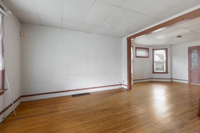 5111 W 22nd Place, Cicero, IL 60804