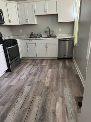 701 E 89th Place, Chicago, IL 60619