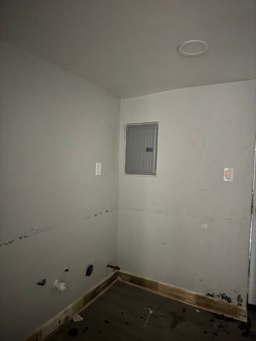 701 E 89th Place, Chicago, IL 60619