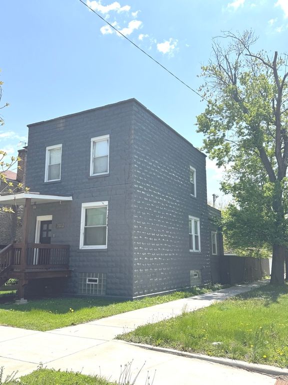701 E 89th Place, Chicago, IL 60619