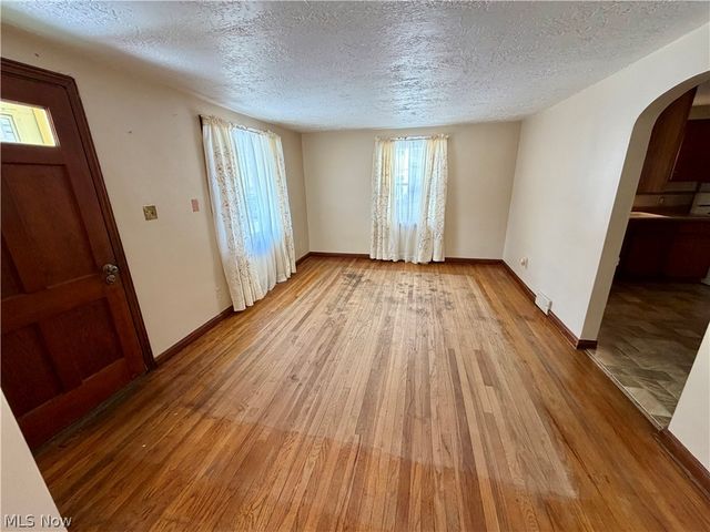 103 S Belle Vista Avenue, Youngstown, OH 44509