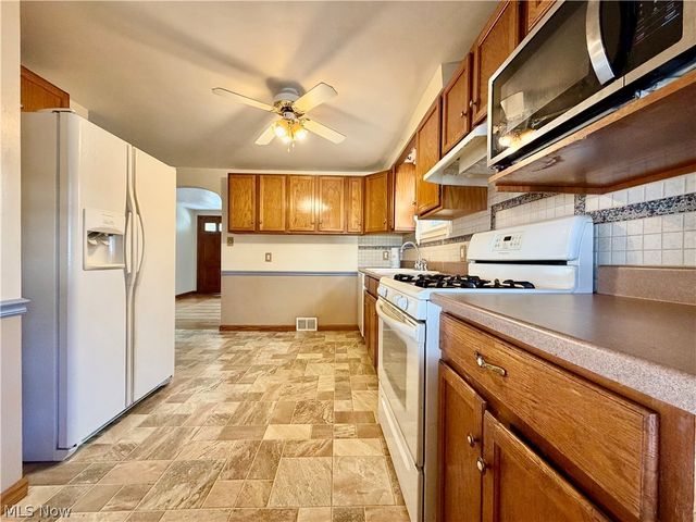 103 S Belle Vista Avenue, Youngstown, OH 44509