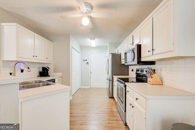 2585 Freemans Walk Drive, Dacula, GA 30019