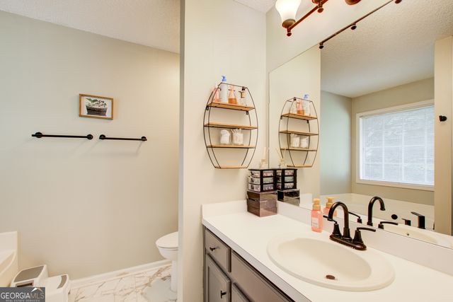 2585 Freemans Walk Drive, Dacula, GA 30019