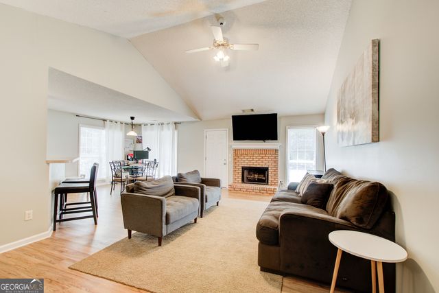 2585 Freemans Walk Drive, Dacula, GA 30019