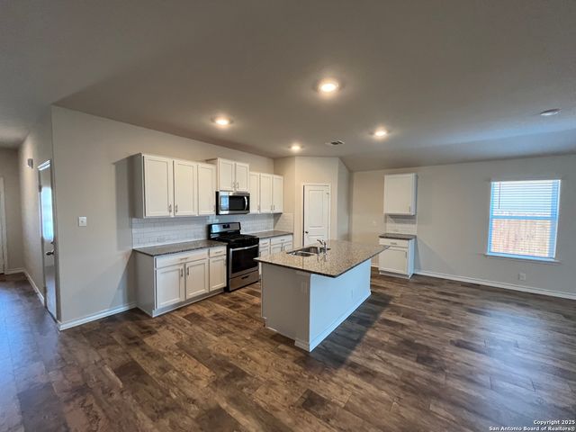 5518 Stormie Keep, San Antonio, TX 78266