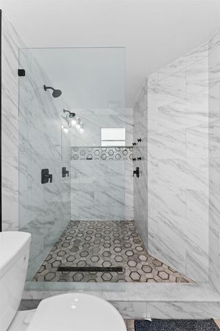 5501 DENVER STREET NE, St Petersburg, FL 33703