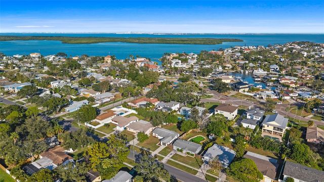 5501 DENVER STREET NE, St Petersburg, FL 33703