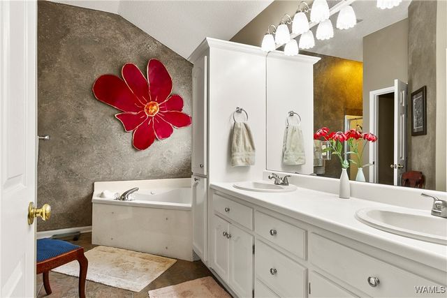 2211 Inverness, Tuscaloosa, AL 35405