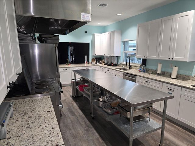 6 S BOTANY BAY CIRCLE, Englewood, FL 34223