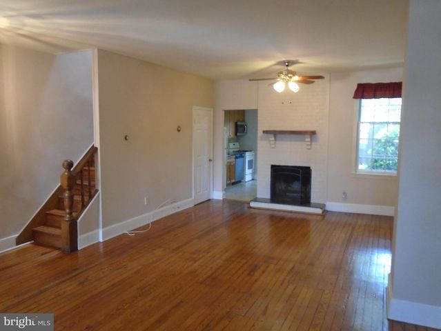 112 COMMERCE ST, Alexandria, VA 22314