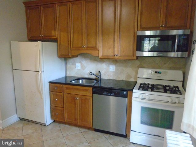 112 COMMERCE ST, Alexandria, VA 22314