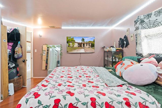 10549 112TH AVENUE, Largo, FL 33773