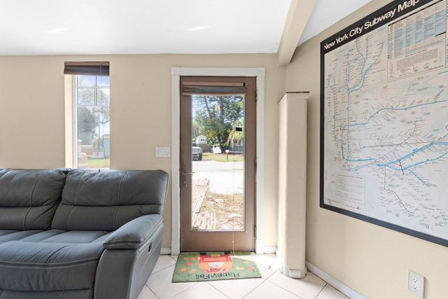 10549 112TH AVENUE, Largo, FL 33773