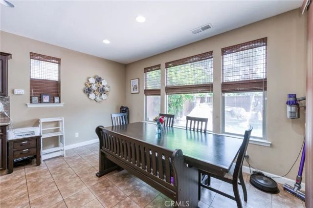 5797 W Indianapolis, Fresno, CA 93722