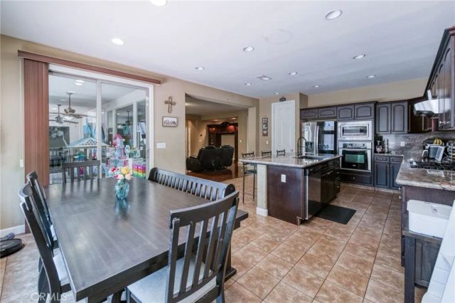 5797 W Indianapolis, Fresno, CA 93722