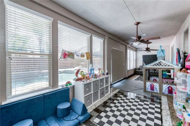 5797 W Indianapolis, Fresno, CA 93722
